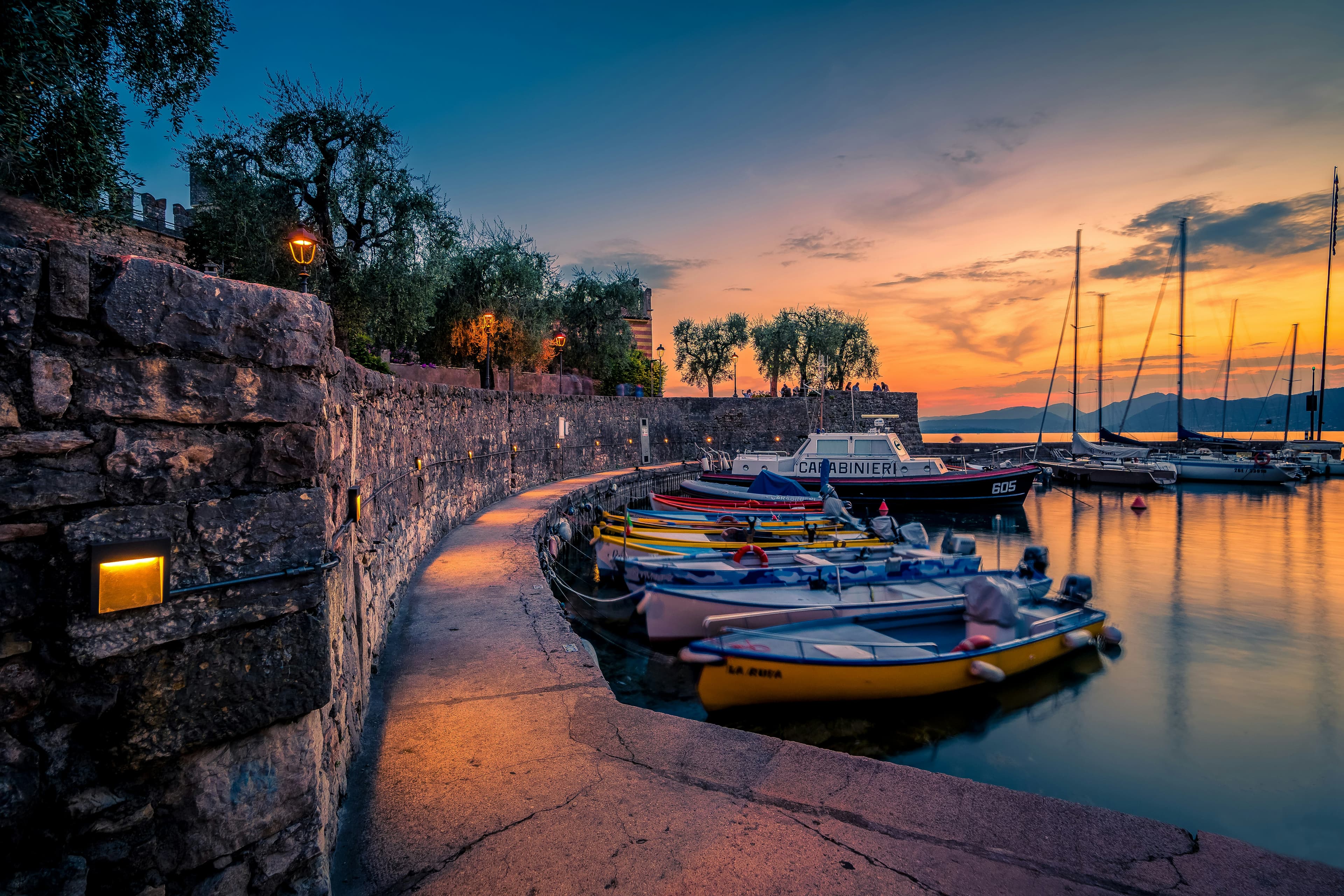 An elegant overseas travel experience